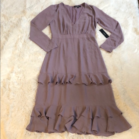 Lulu’s NWT Purple Ruffled Long Sleeve Midi 💜 - Picture 4 of 10